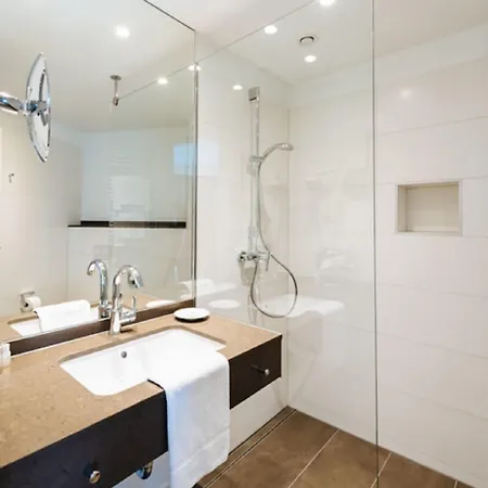 Susato 4* סואסט