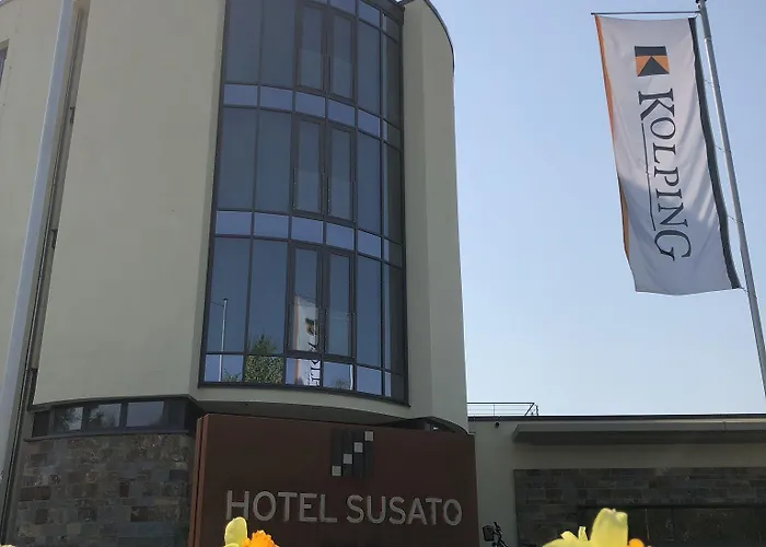 Susato 4*